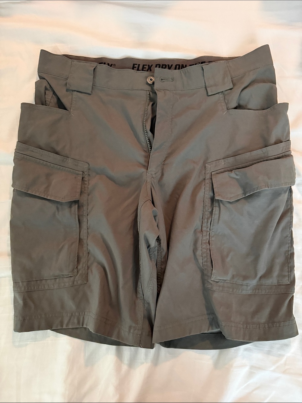 Duluth Trading Co Gray Men's Cargo Shorts